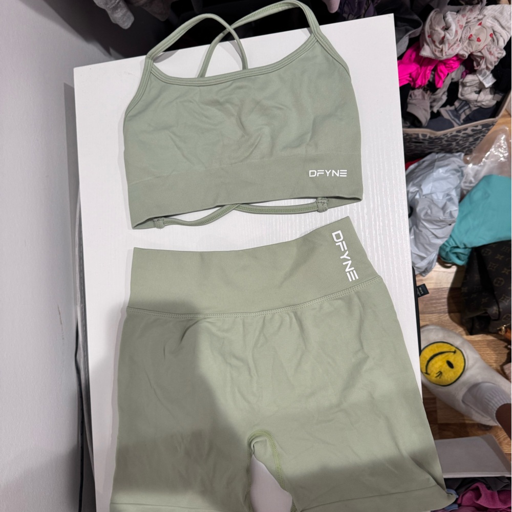 Dfyne dynamic set